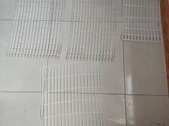 纯原料塑料种鸡笼垫网笼底塑料垫格笼底塑料鸡蛋蛋网中兴生产图4